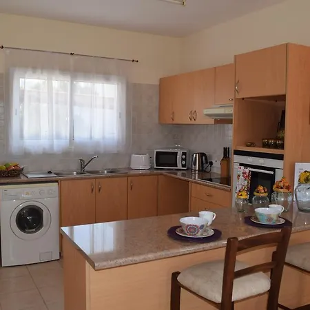 Villa Vrisi Village 5 *