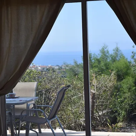 Vrisi Village 5 *