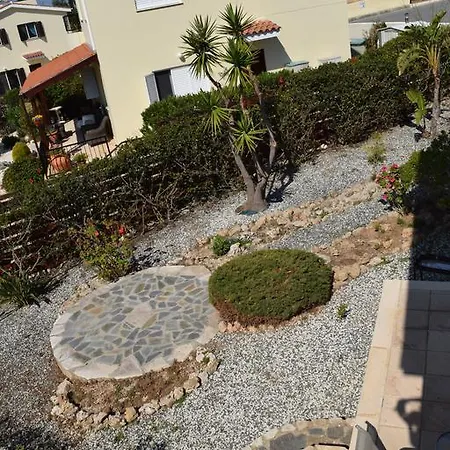 Vrisi Village 5 *